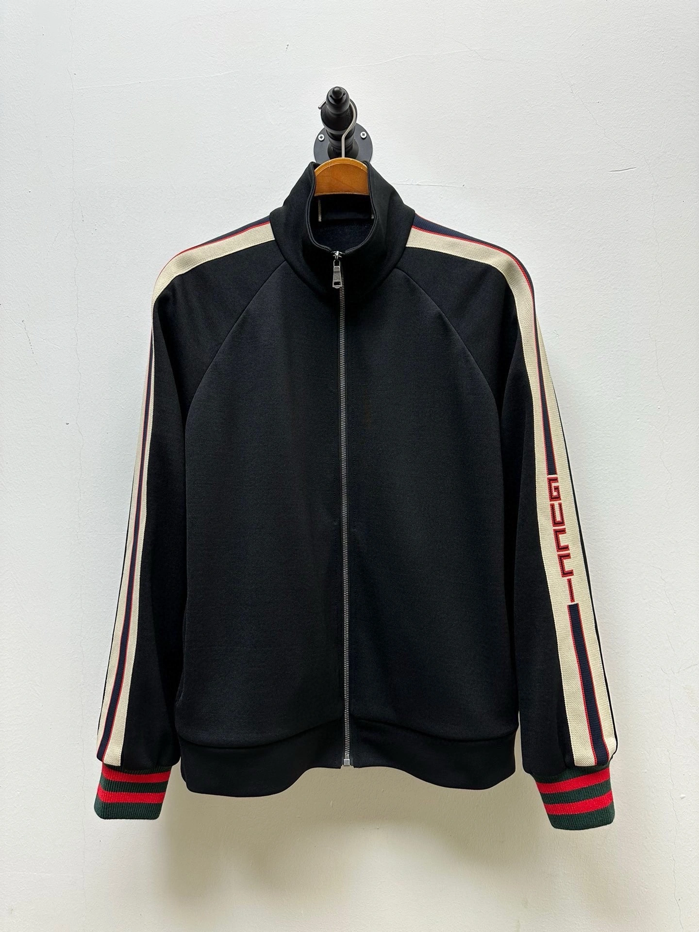 WG.Luxury-- 6u33i Wool item:D-F054